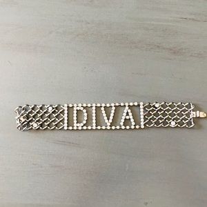 Diva Rhinestone Bracelet 👩‍🎤